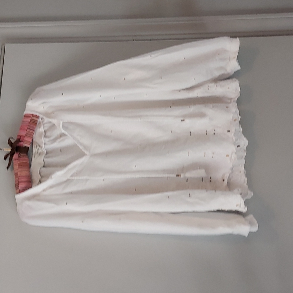 Lucky brand , white embroidered long sleeve cotton top. LG